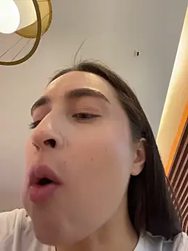 Holly_Play's cam snapshot