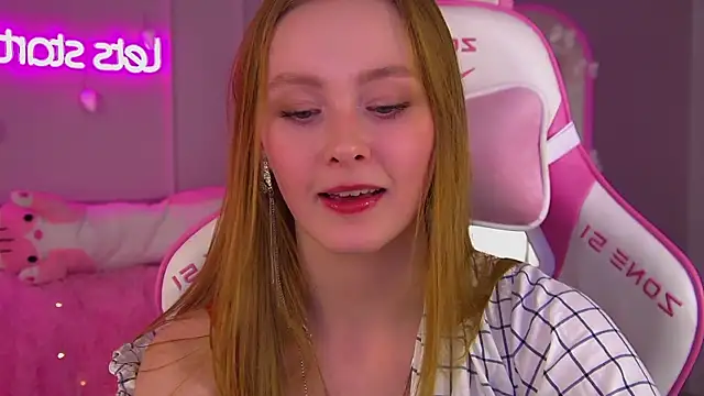 AgataFoxley live sex cam