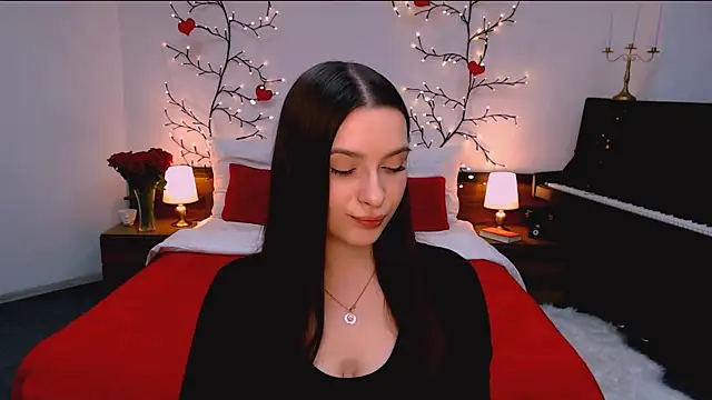 charming_berry's cam snapshot