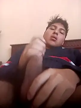 LoganFinds live sex cam