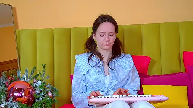 LilyLanes's cam snapshot