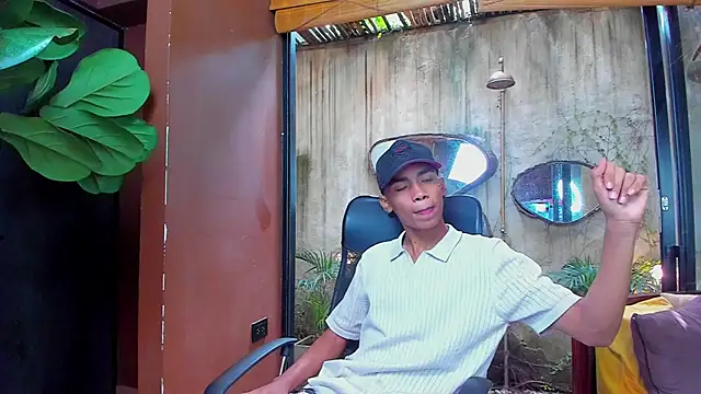 AlanCutee's cam snapshot