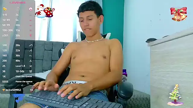 FelipeGonzalezz's cam snapshot