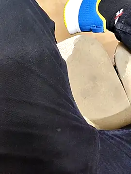 desi_alpha_boy's cam snapshot