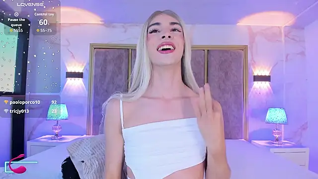 MaxiRogers live sex cam