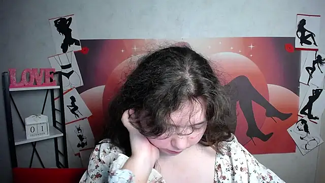 NeonilaLisova live sex cam