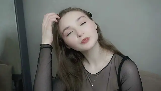 Eliravelvet's cam snapshot