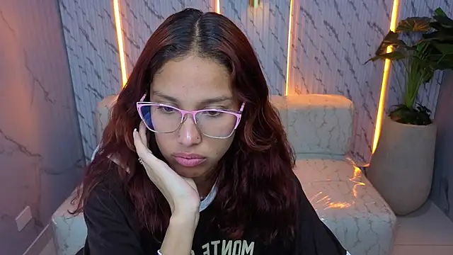 Saphire_Tx's cam snapshot