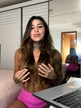 thauanydemontie live sex cam