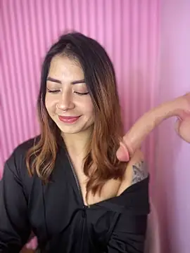 MaddieHunter's cam snapshot