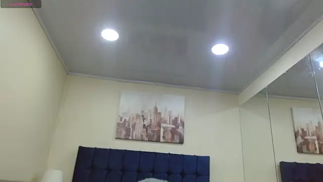 ChanelFoxi live sex cam