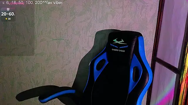 Adell_Love's cam snapshot