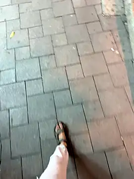 Harmanarab_adrian's cam snapshot