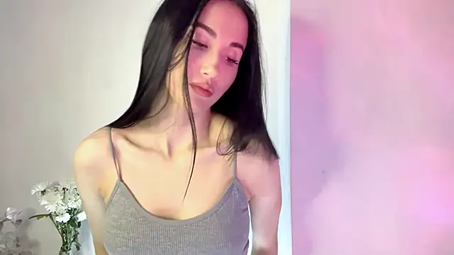 Beautyofnlka's cam snapshot