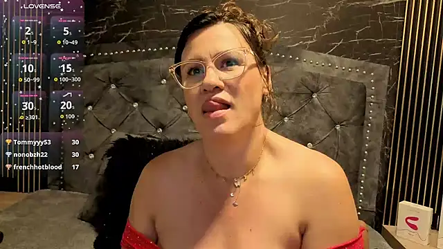 charlotte__G's cam snapshot