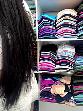 Monahliza live sex cam