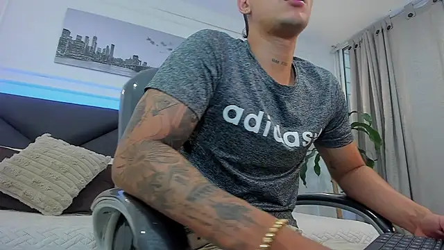 Damian23__ live sex cam