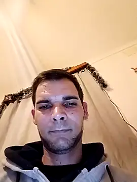 Michael9134 live sex cam