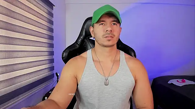 ransoj live sex cam