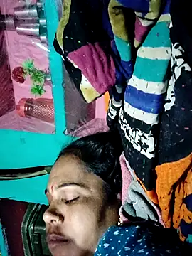 Pooja750 live sex cam