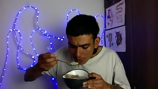 sorry-mom69 live sex cam