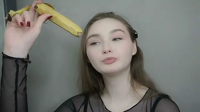 Eliravelvet's cam snapshot