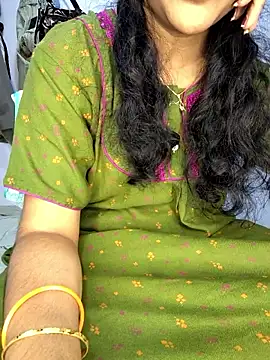 Telugu-Rowdy-pilla's cam snapshot