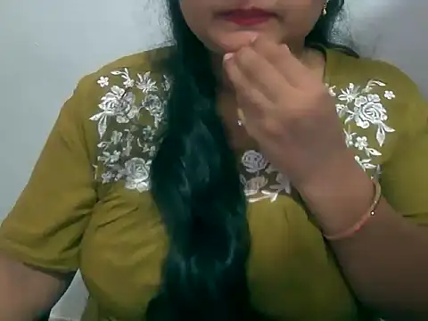 Saniya_K's cam snapshot