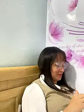 TranOanh999's cam snapshot