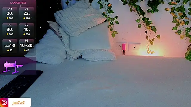 Levii_Ackermann live sex cam