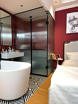 Queen-of-Love's cam snapshot