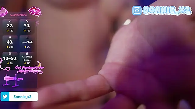 Sonnie_mami live sex cam