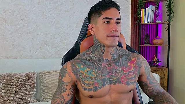 AdanReilly's cam snapshot