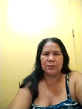 milagrose_rose's cam snapshot