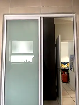 Bootyliciouse21X's cam snapshot