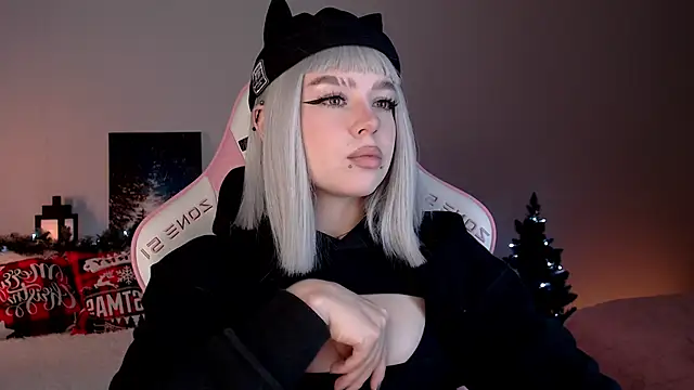 meowceline live sex cam