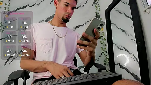 Carlitos_sexy's cam snapshot