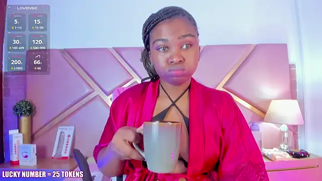 SophieSinclair's cam snapshot