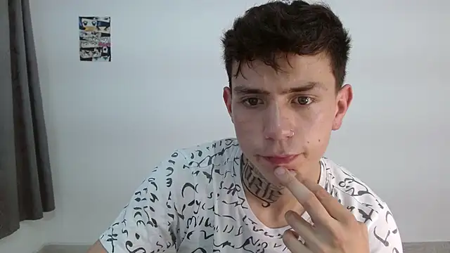 hot_teo_'s cam snapshot