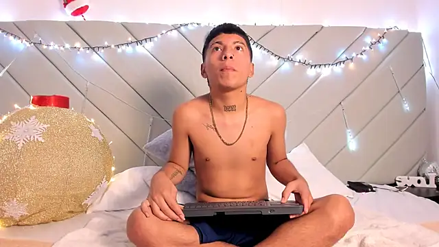 little_kris1's cam snapshot