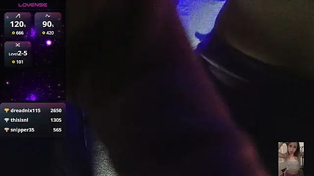 Blondiewithanass live sex cam