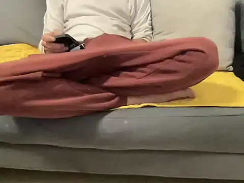 4small4inchlol's cam snapshot