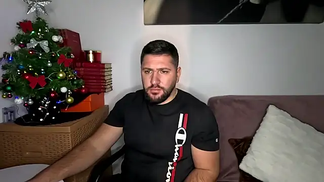 Gold_Alpha_Boy's cam snapshot