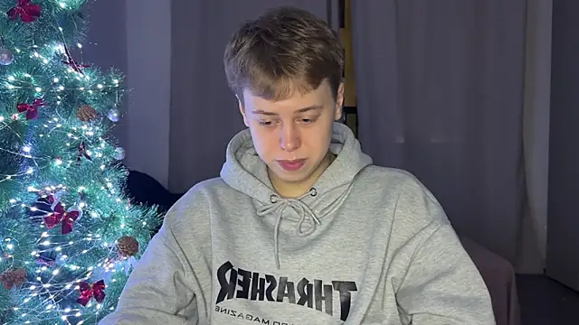 _bee_boy_'s cam snapshot