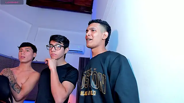 Amazing_BoysW's cam snapshot