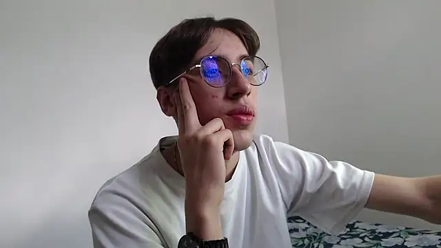 Dio__morningstar's cam snapshot