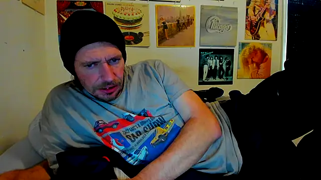 cloudyystar666's cam snapshot