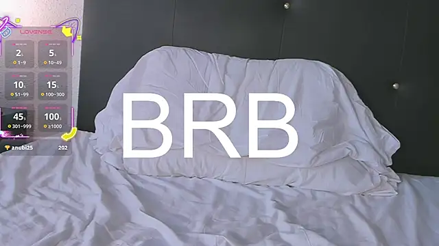 RobFavorite1's cam snapshot