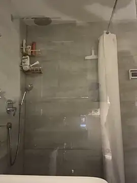 lilly_cherry69's cam snapshot