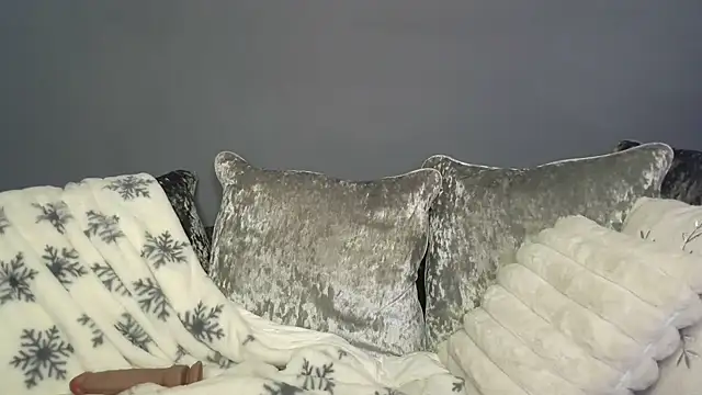 OliviaRyan22's cam snapshot